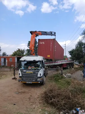 Selfloader Trailer for Hoisting and Transportation of Goods
