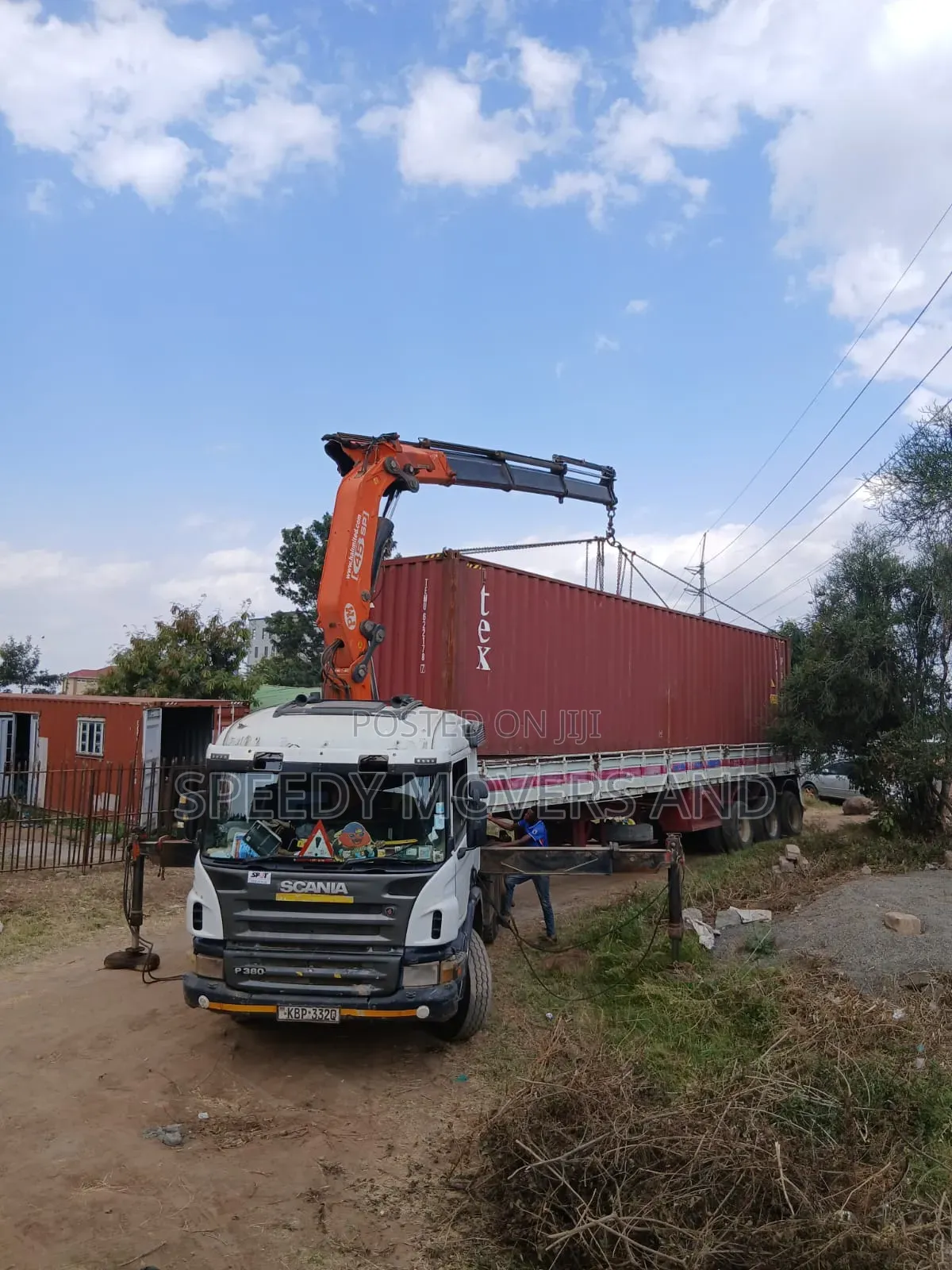 Selfloader Trailer for Hoisting and Transportation of Goods