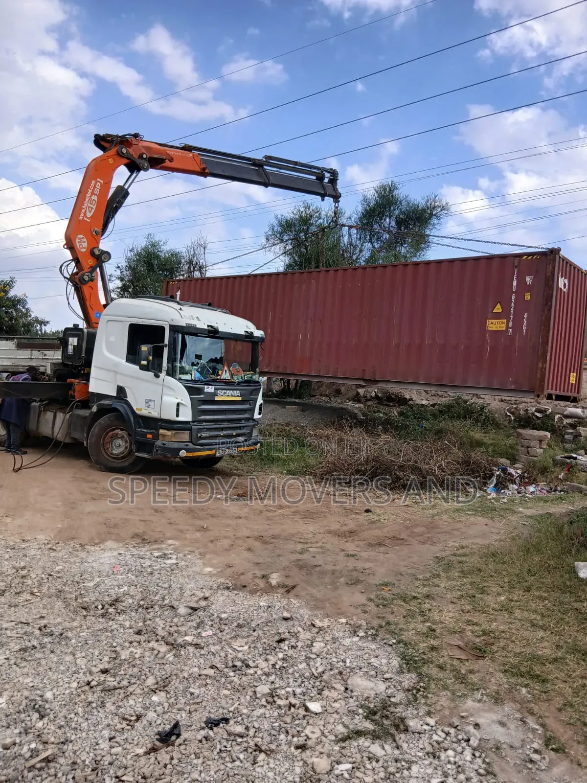 Selfloader Trailer for Hoisting and Transportation of Goods