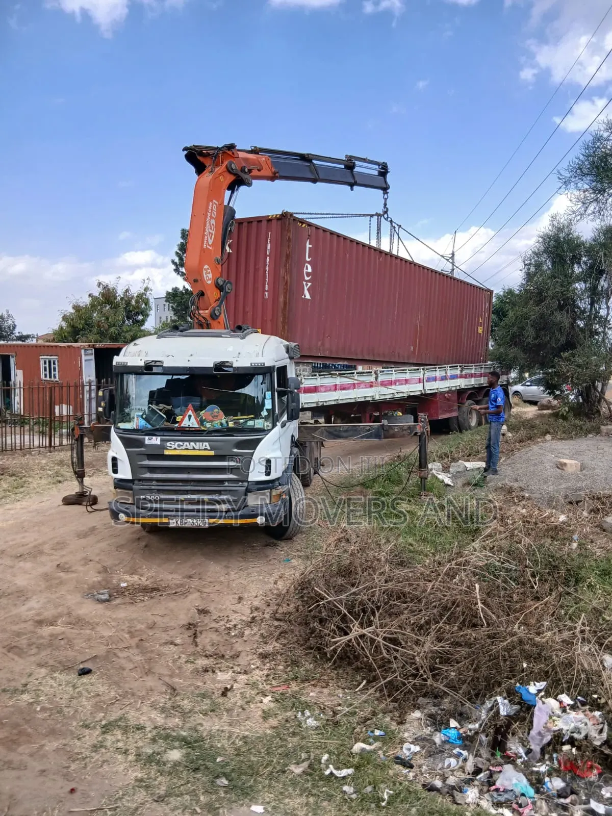 Selfloader Trailer for Hoisting and Transportation of Goods