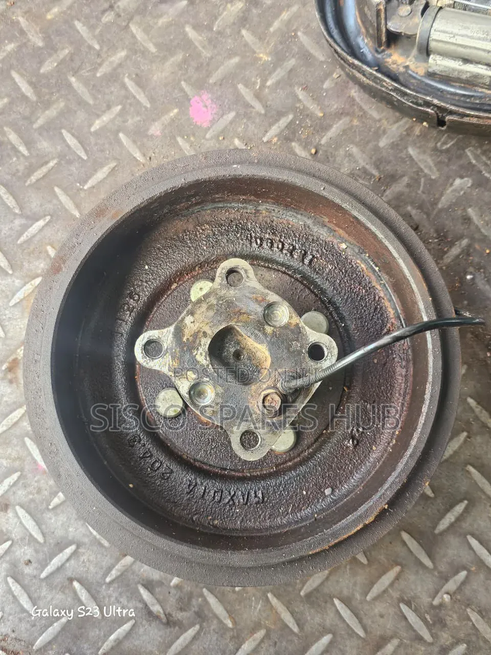 Rear Hub Mazda Demio 2005
