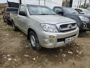 Toyota Hilux 2011 Silver