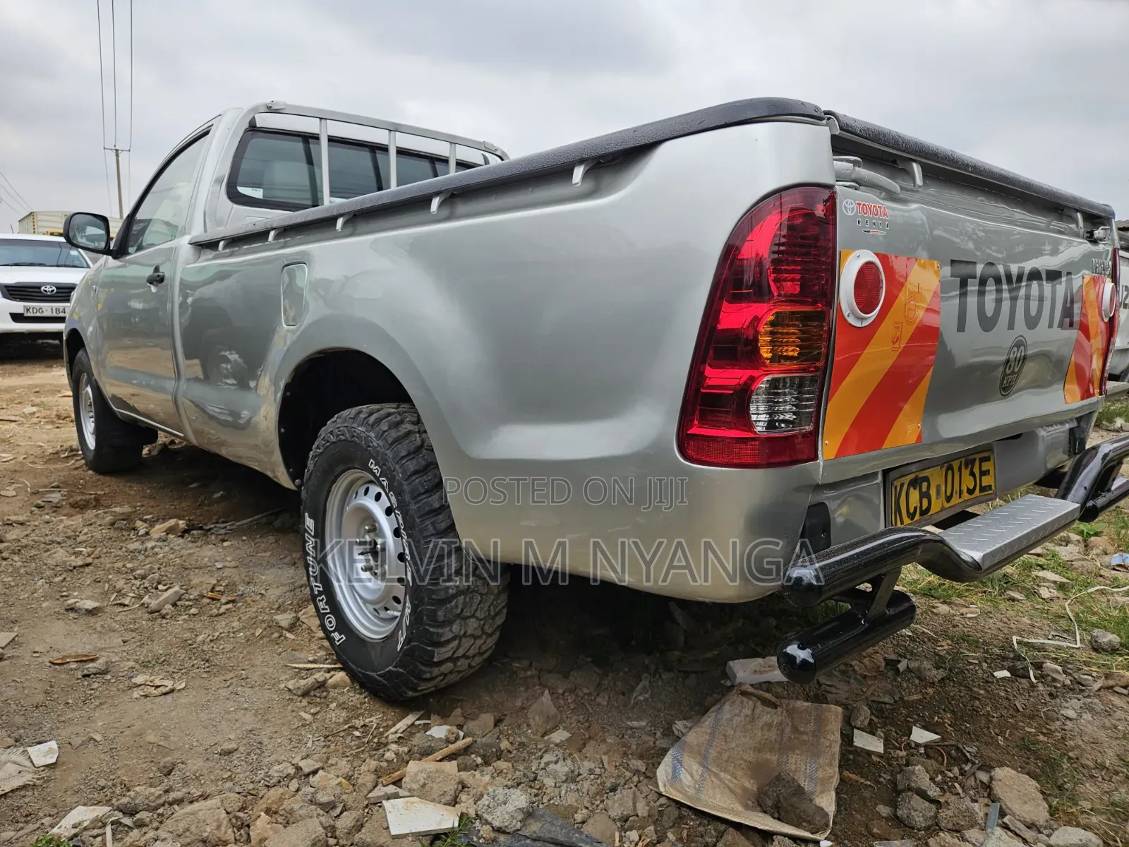 Toyota Hilux 2011 Silver