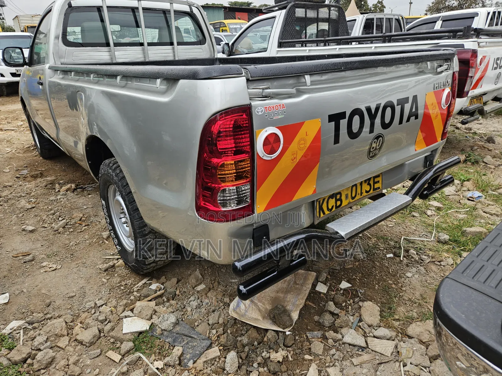 Toyota Hilux 2011 Silver