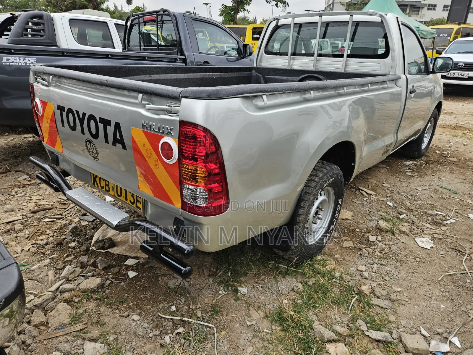 Toyota Hilux 2011 Silver