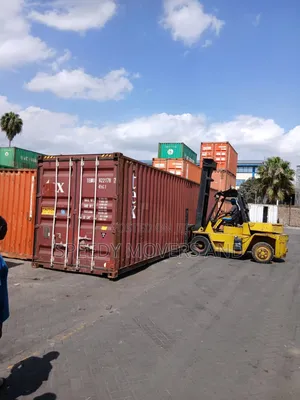 Heavy> Material Lifting Services Handy_ Forklift
