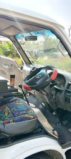 Mazda Bongo 2011 White