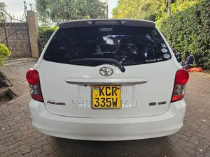 Toyota Corolla Fielder 2011 White