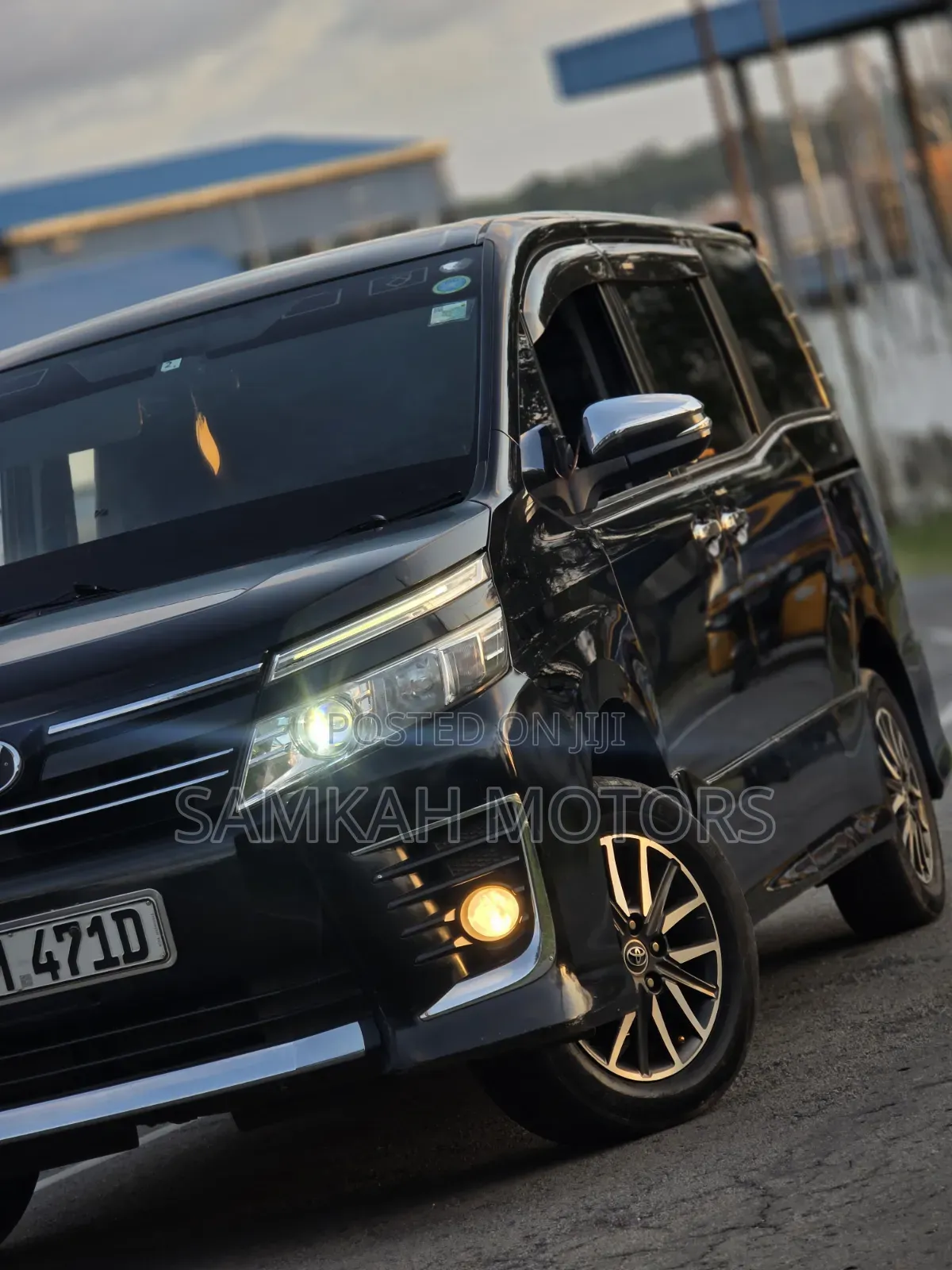 Toyota Noah 2017 Black