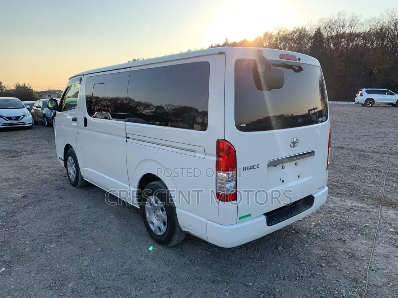 Toyota HiAce 2019 White