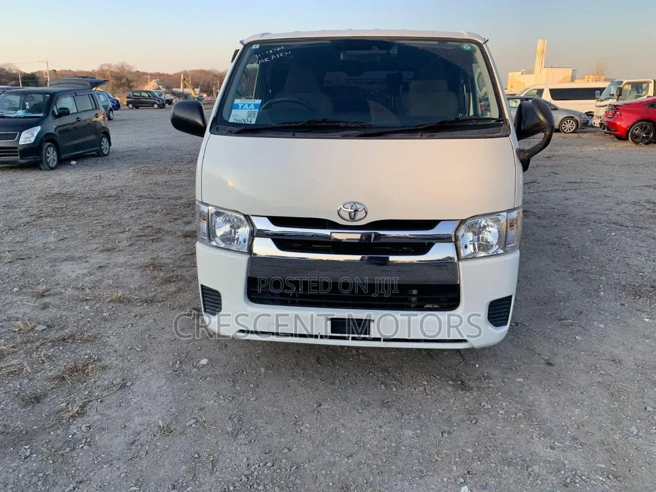 Toyota HiAce 2019 White