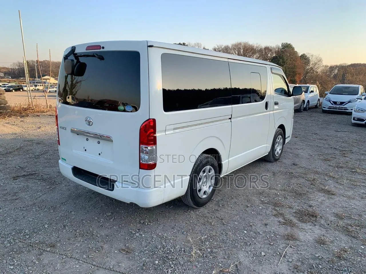 Toyota HiAce 2019 White