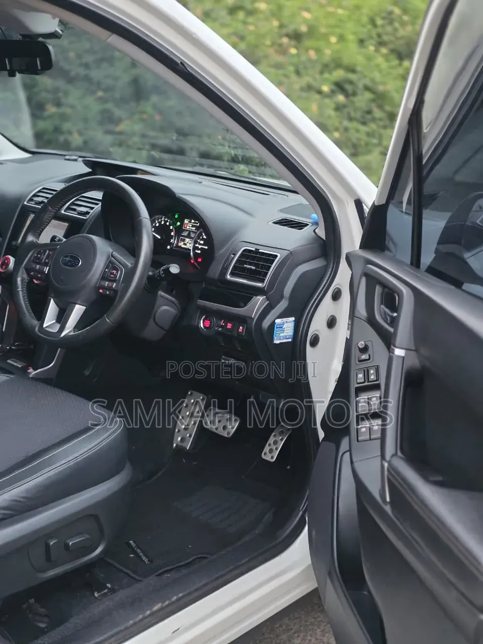 Subaru Forester 2018 White