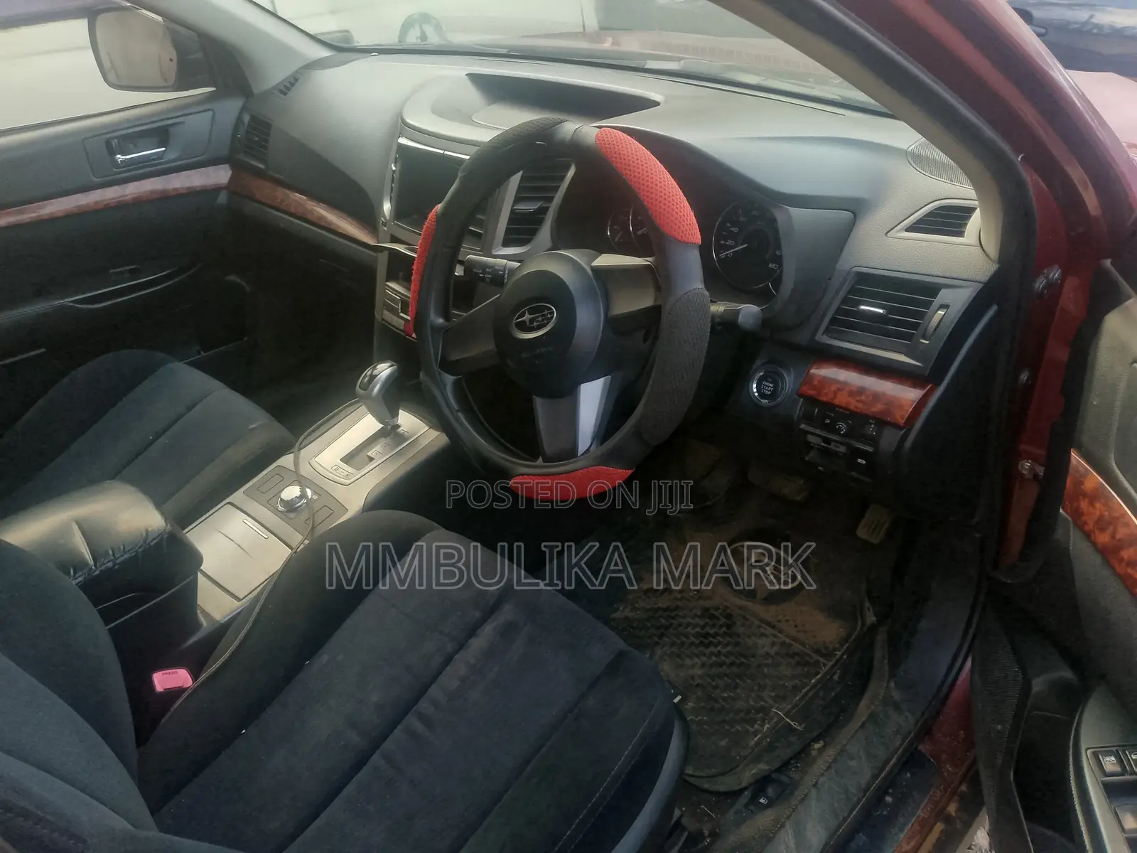 Subaru Outback 2.5i 2011 Maroon