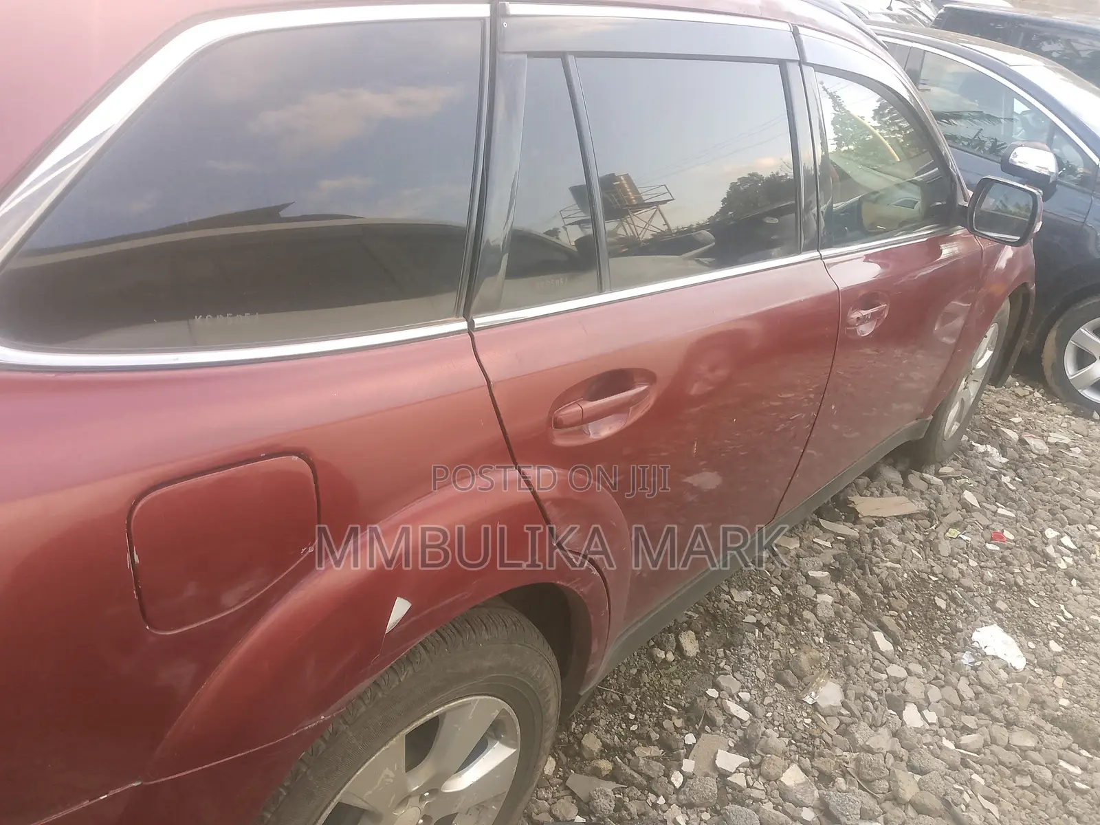 Subaru Outback 2.5i 2011 Maroon