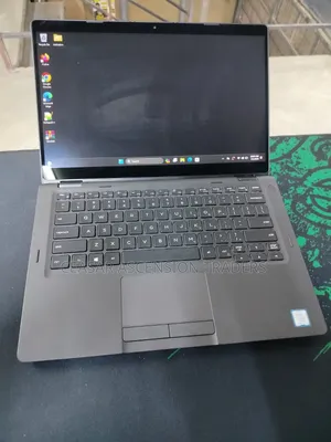 Laptop Dell Latitude 5300 16GB Intel Core i7 SSD 256GB