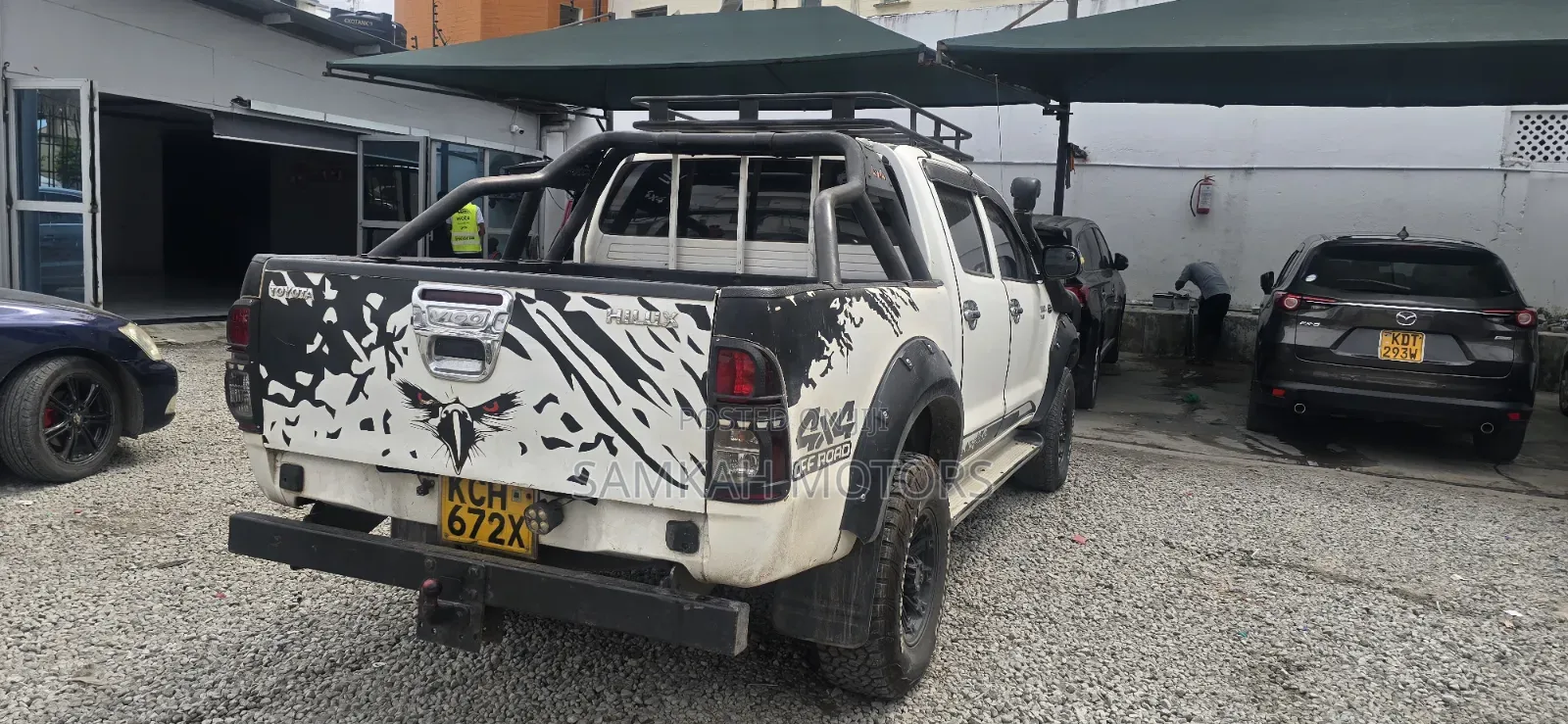 Toyota Hilux 2012 White