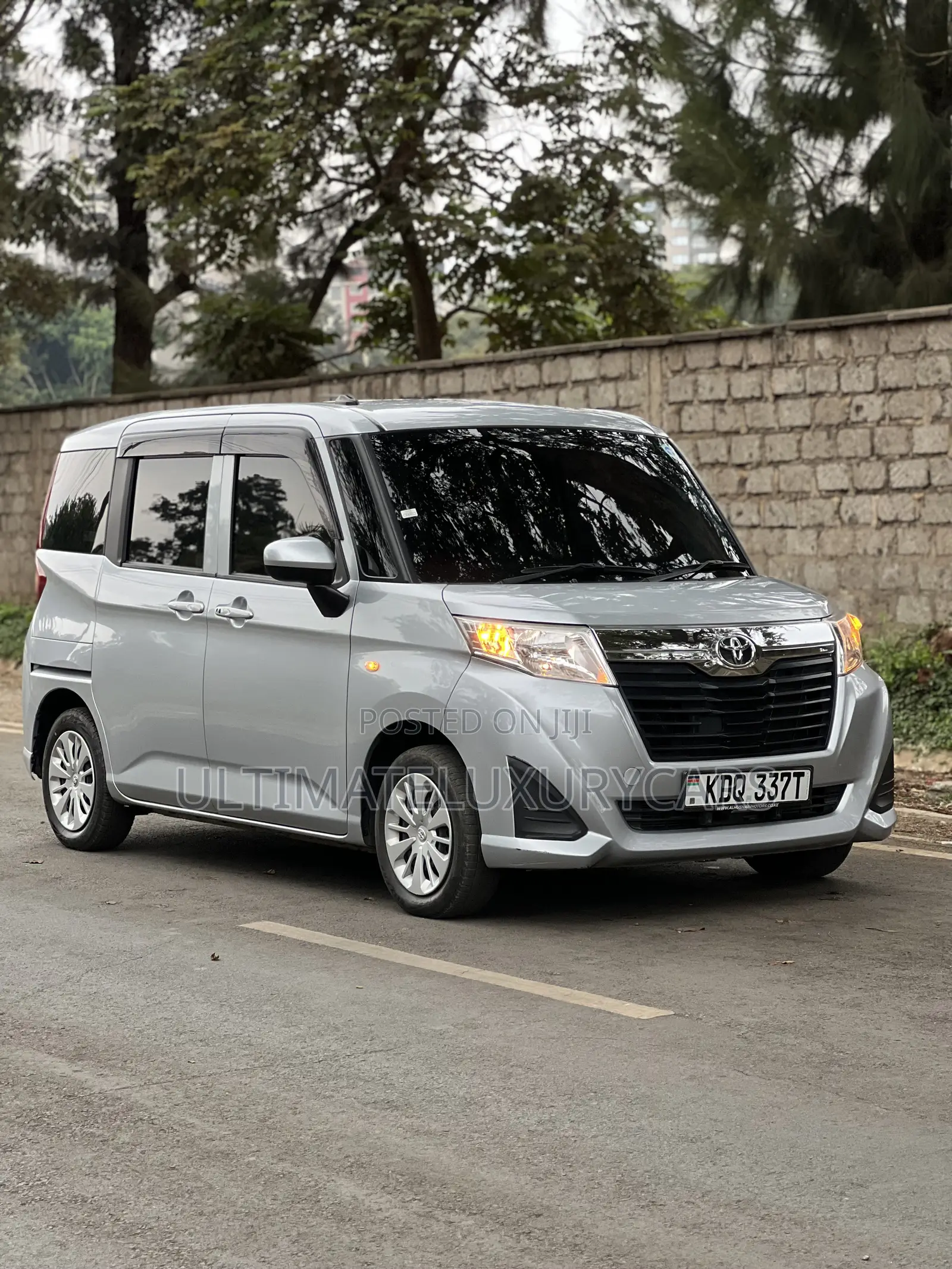 Toyota Roomy 2018 Silver