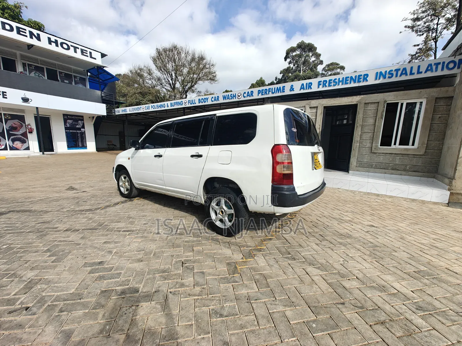 Toyota Succeed 2010 White