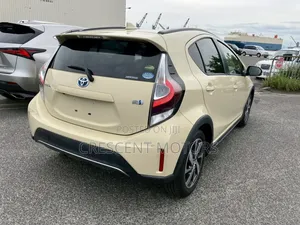 Toyota Aqua 2019 Yellow