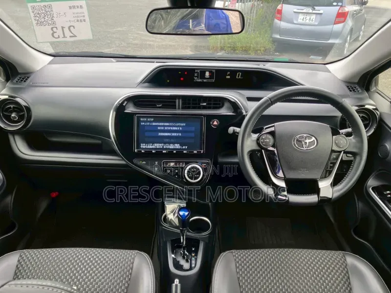 Toyota Aqua 2019 Yellow