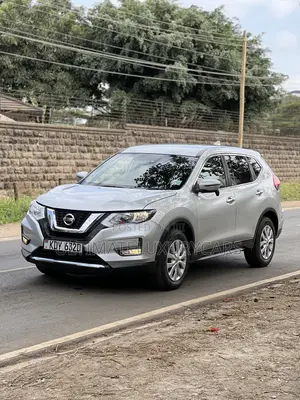 Nissan X-Trail 2.0 Petrol FWD 2019 Silver