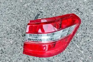 Mercedes -Benz E-Class S212 2009-2015 Taillight