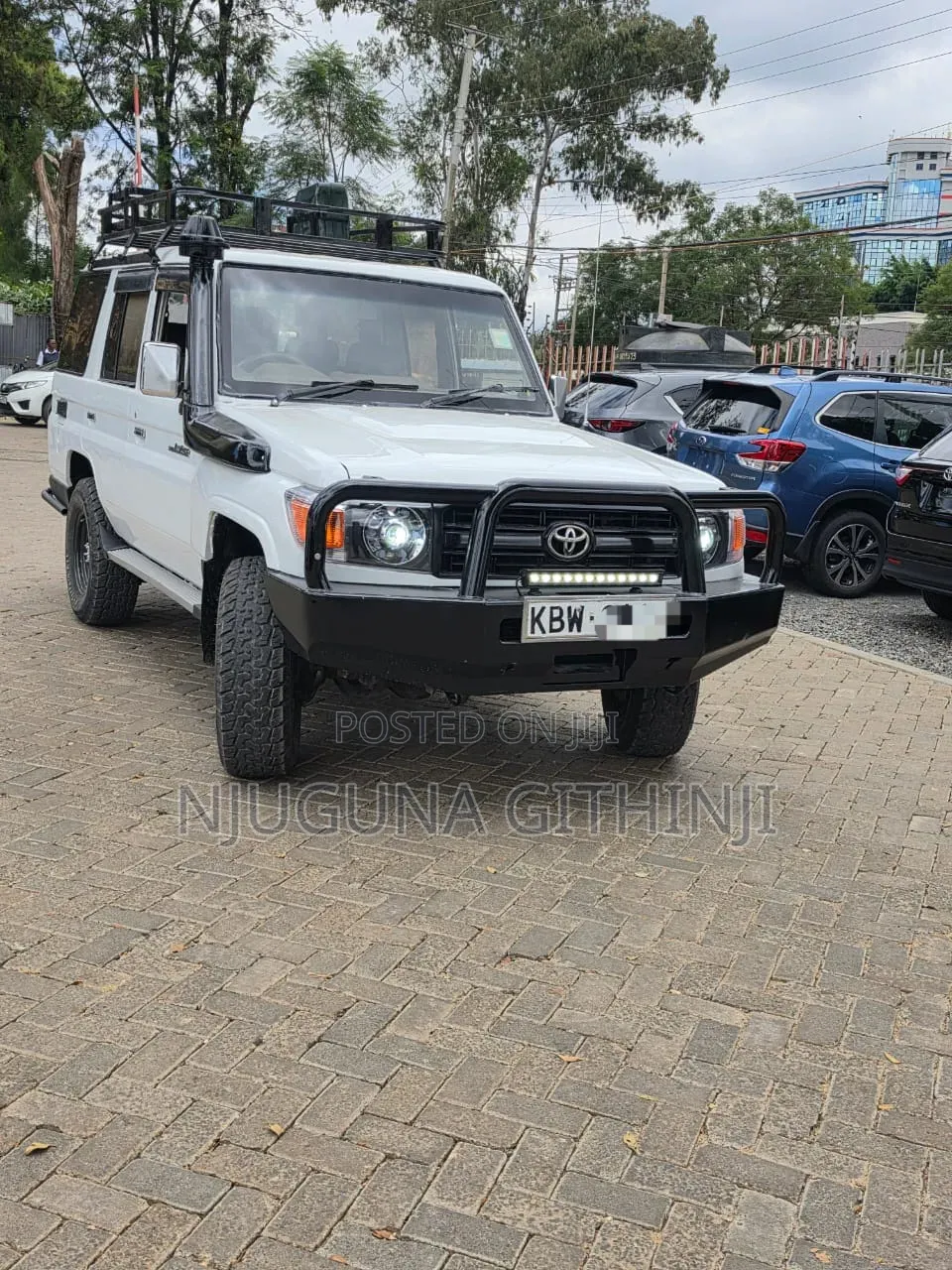 Toyota Land Cruiser 2012 White