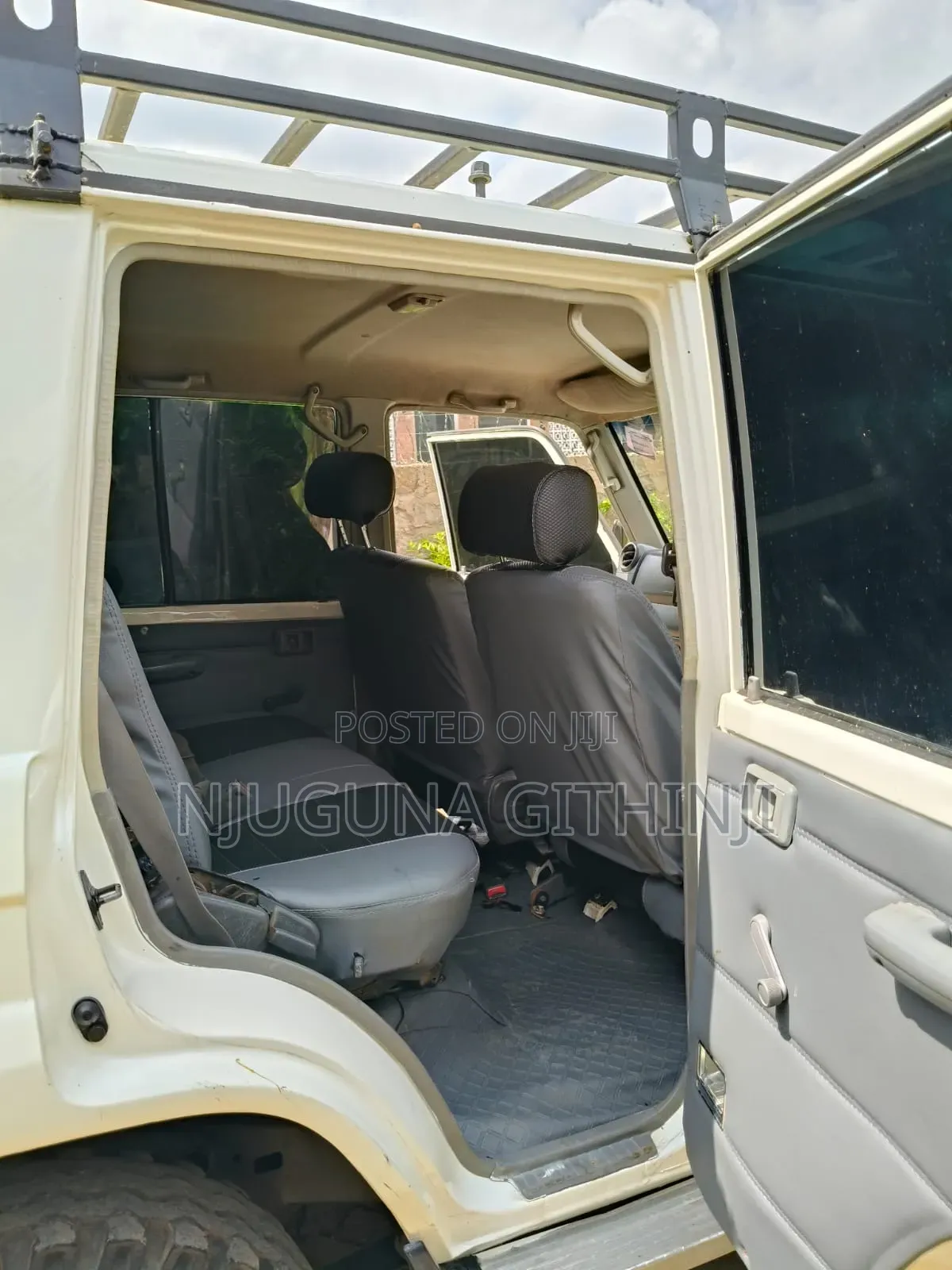 Toyota Land Cruiser 2012 White