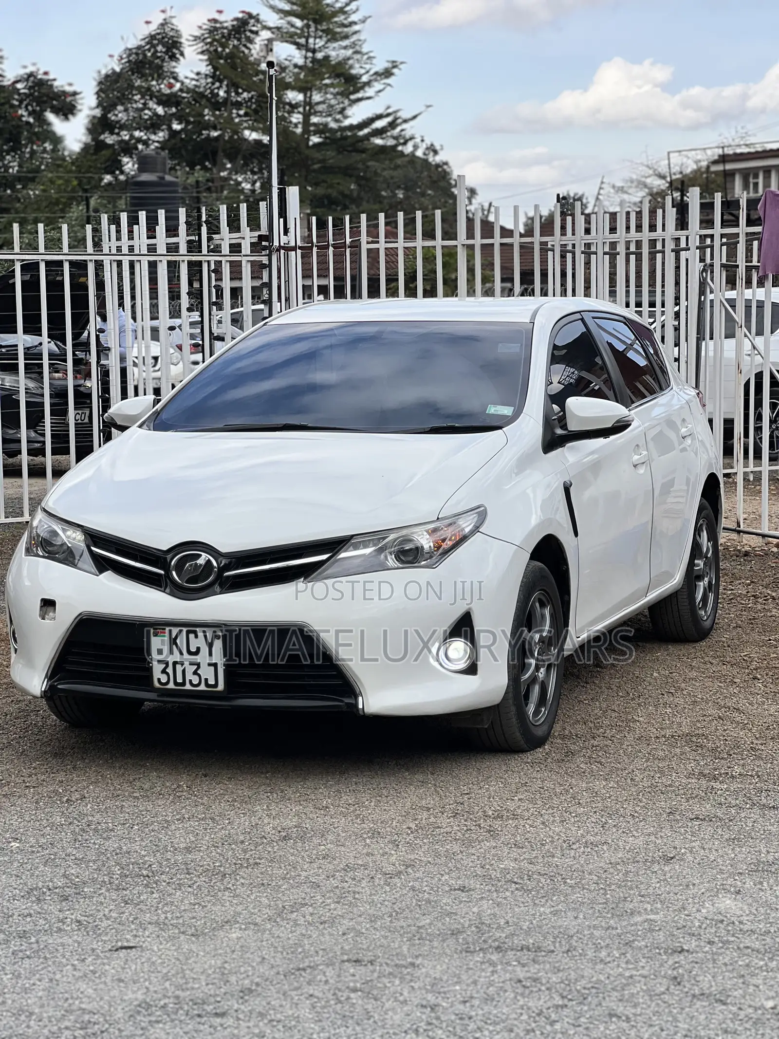 Toyota Auris 2013 White