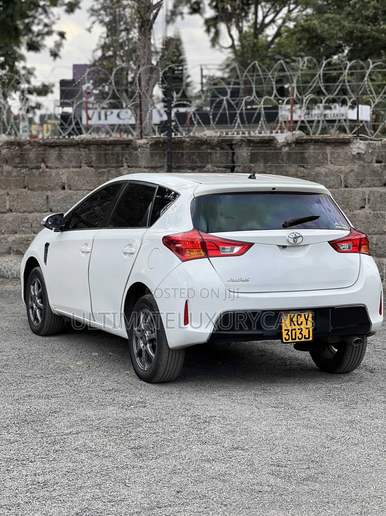 Toyota Auris 2013 White