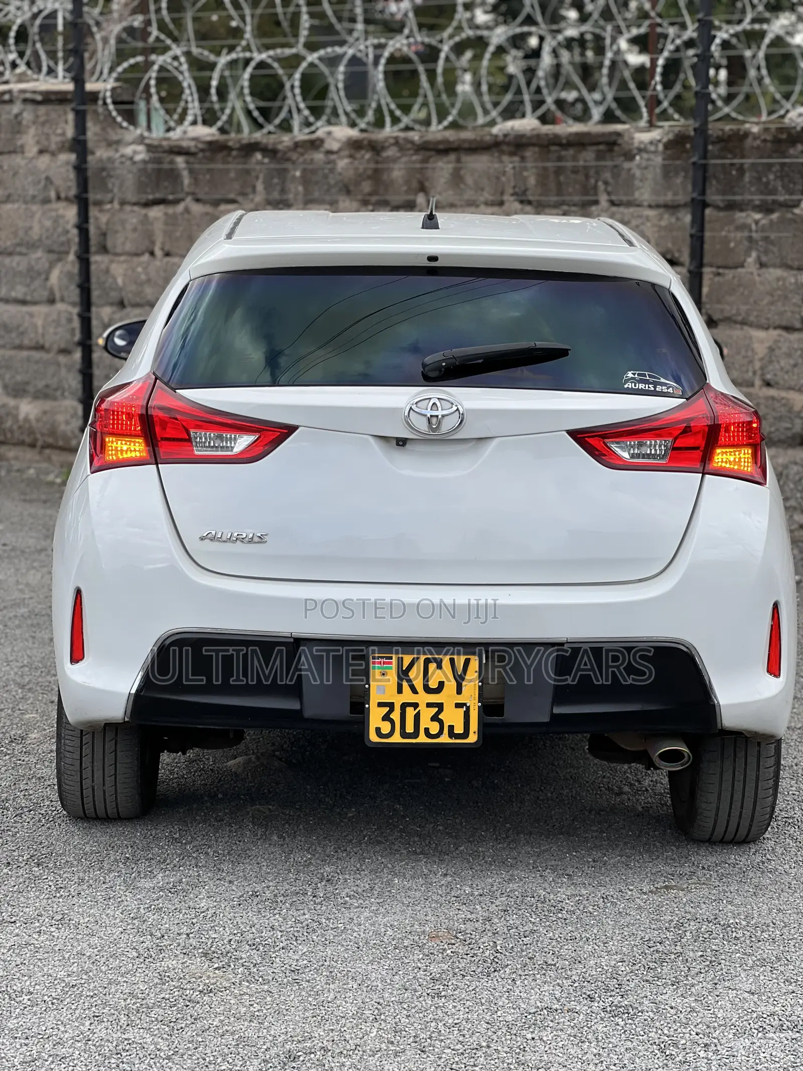 Toyota Auris 2013 White