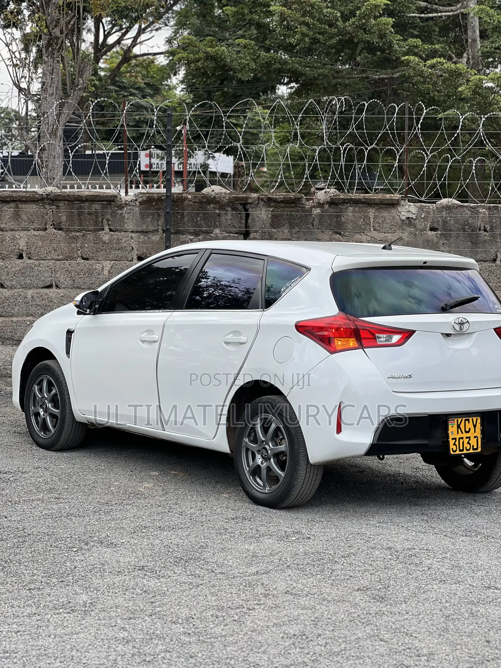 Toyota Auris 2013 White