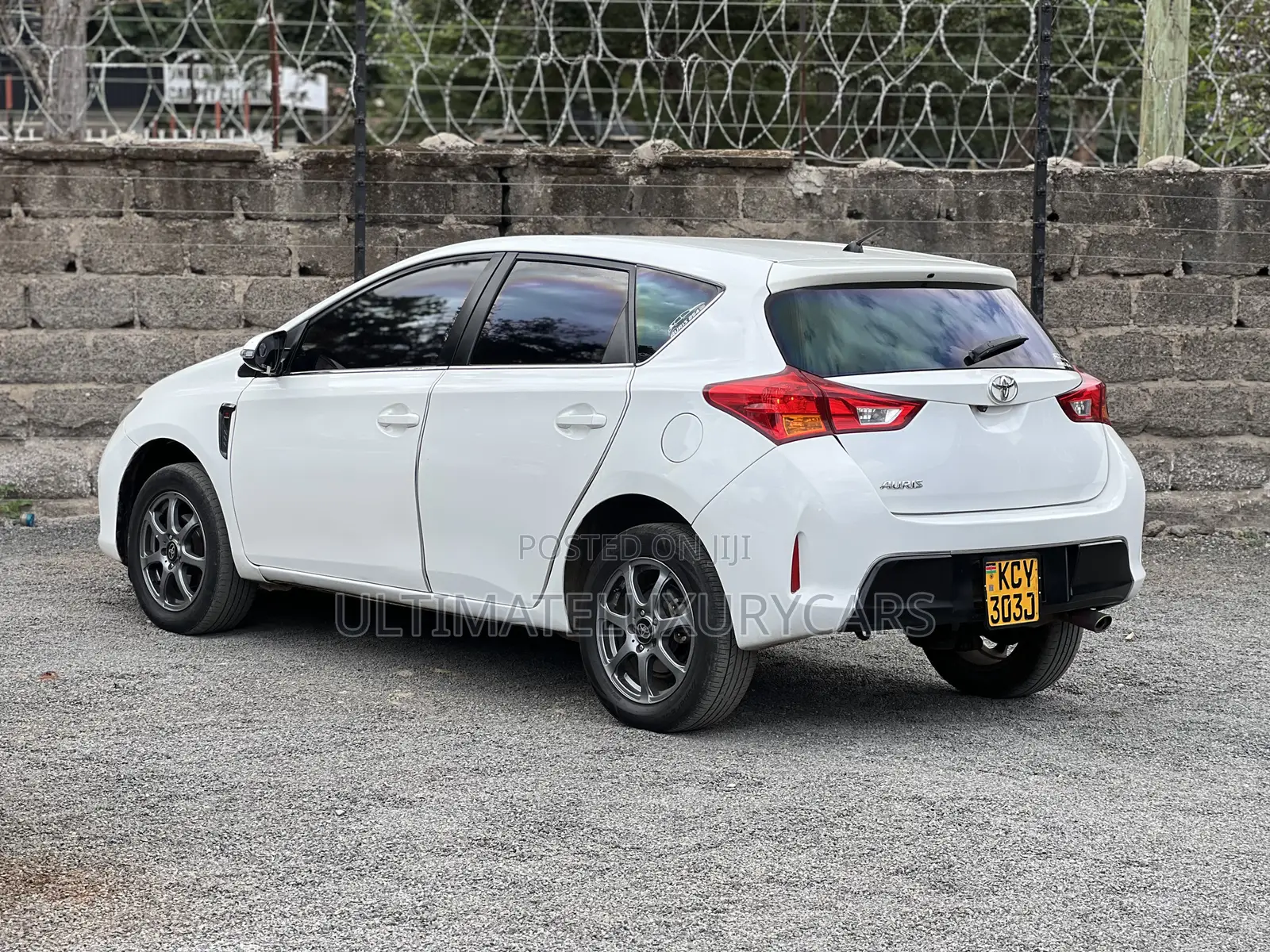 Toyota Auris 2013 White