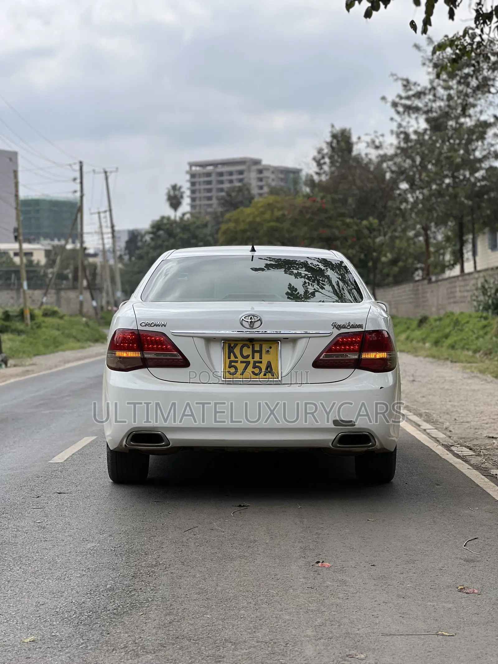 Toyota Crown 2009 White