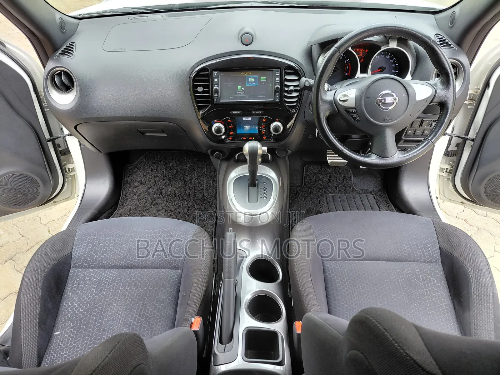Nissan Juke 2017 White