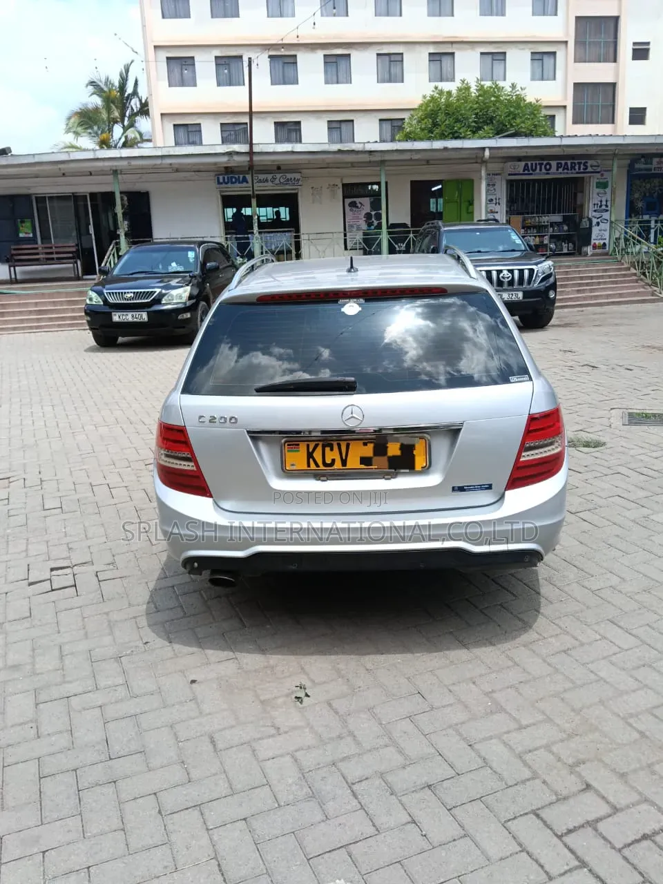 Mercedes-Benz C200 2012 Silver