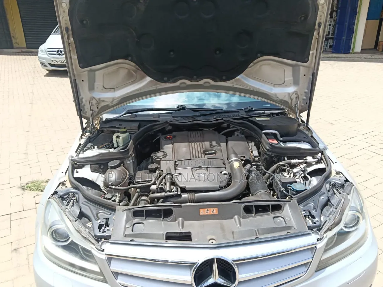 Mercedes-Benz C200 2012 Silver