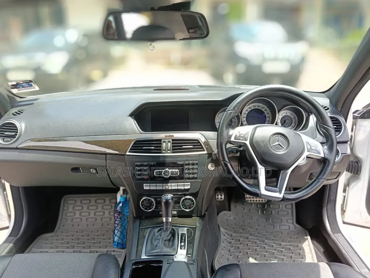 Mercedes-Benz C200 2012 Silver