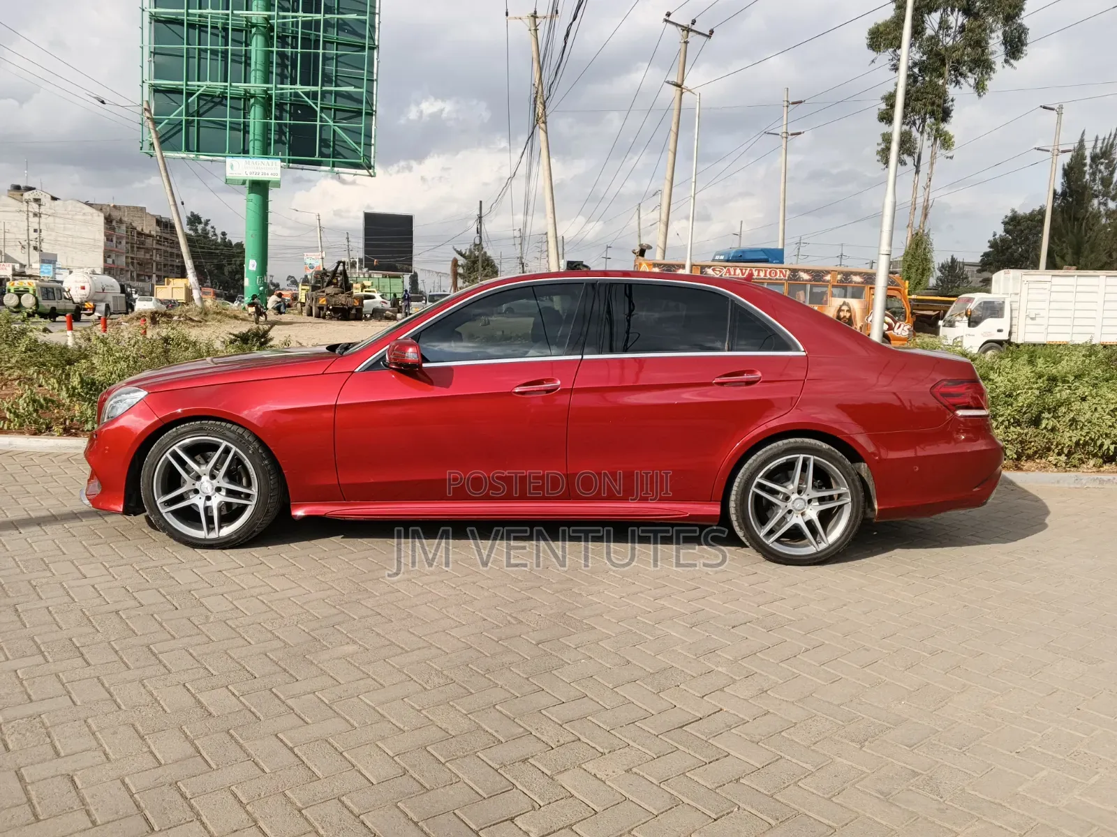 Mercedes-Benz E250 2017 Red