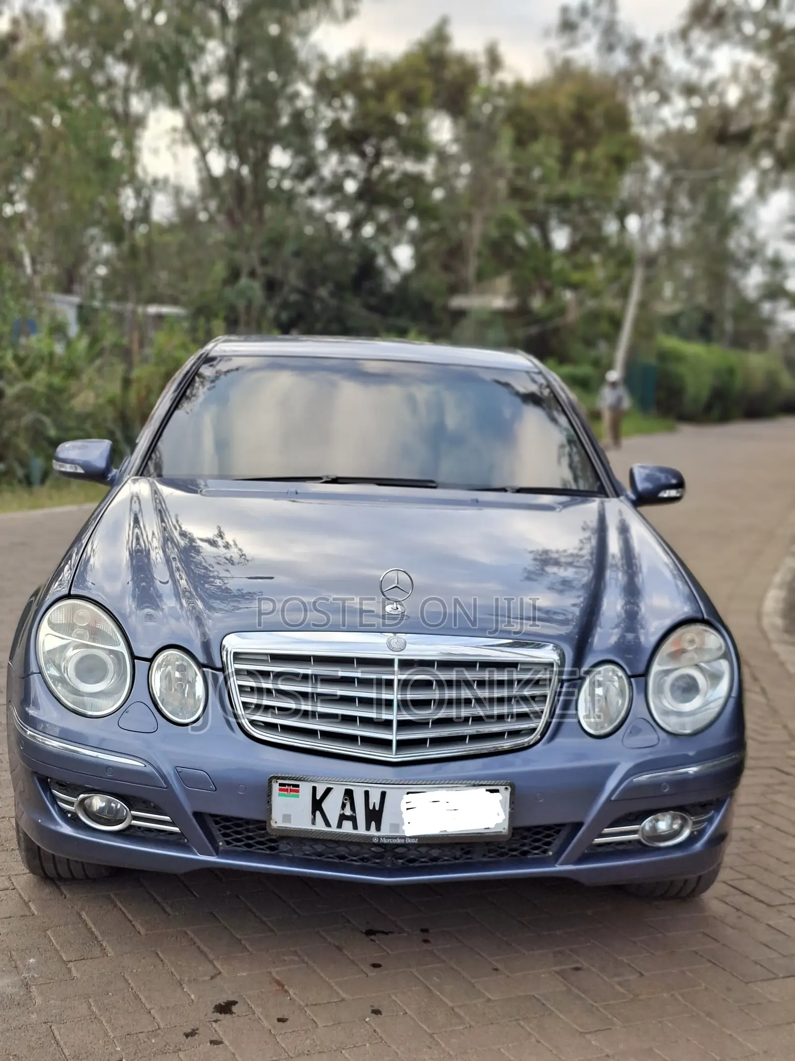 Mercedes-Benz E240 2002 Blue