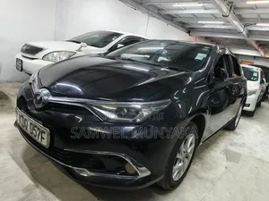 Toyota Auris 2017 Black
