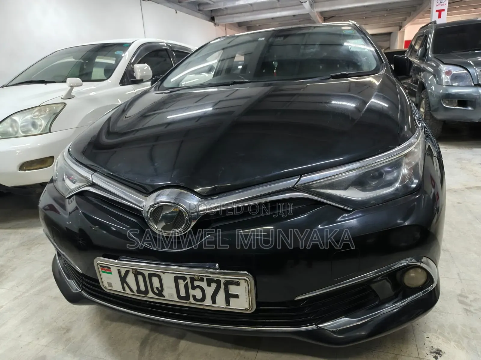 Toyota Auris 2017 Black