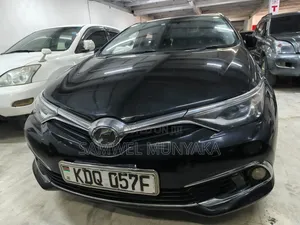 Toyota Auris 2017 Black