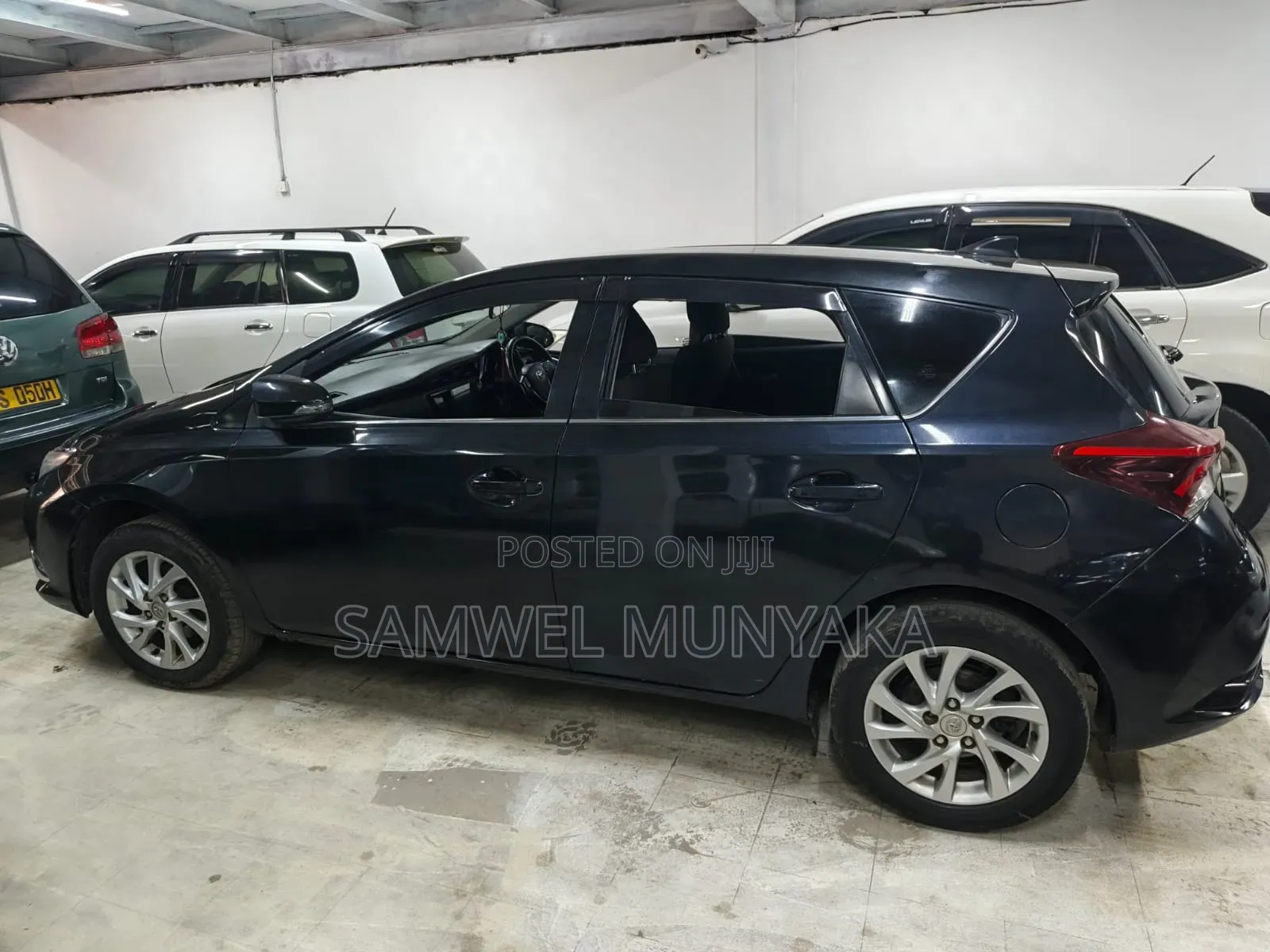 Toyota Auris 2017 Black