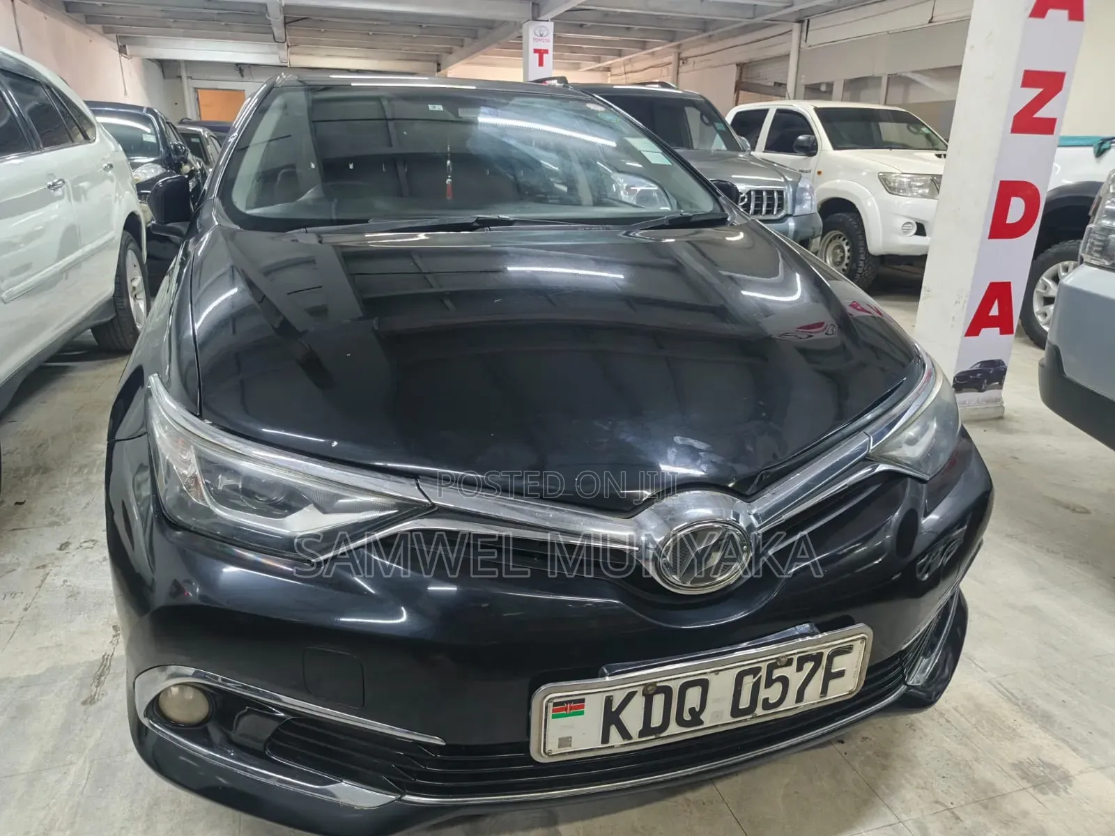 Toyota Auris 2017 Black