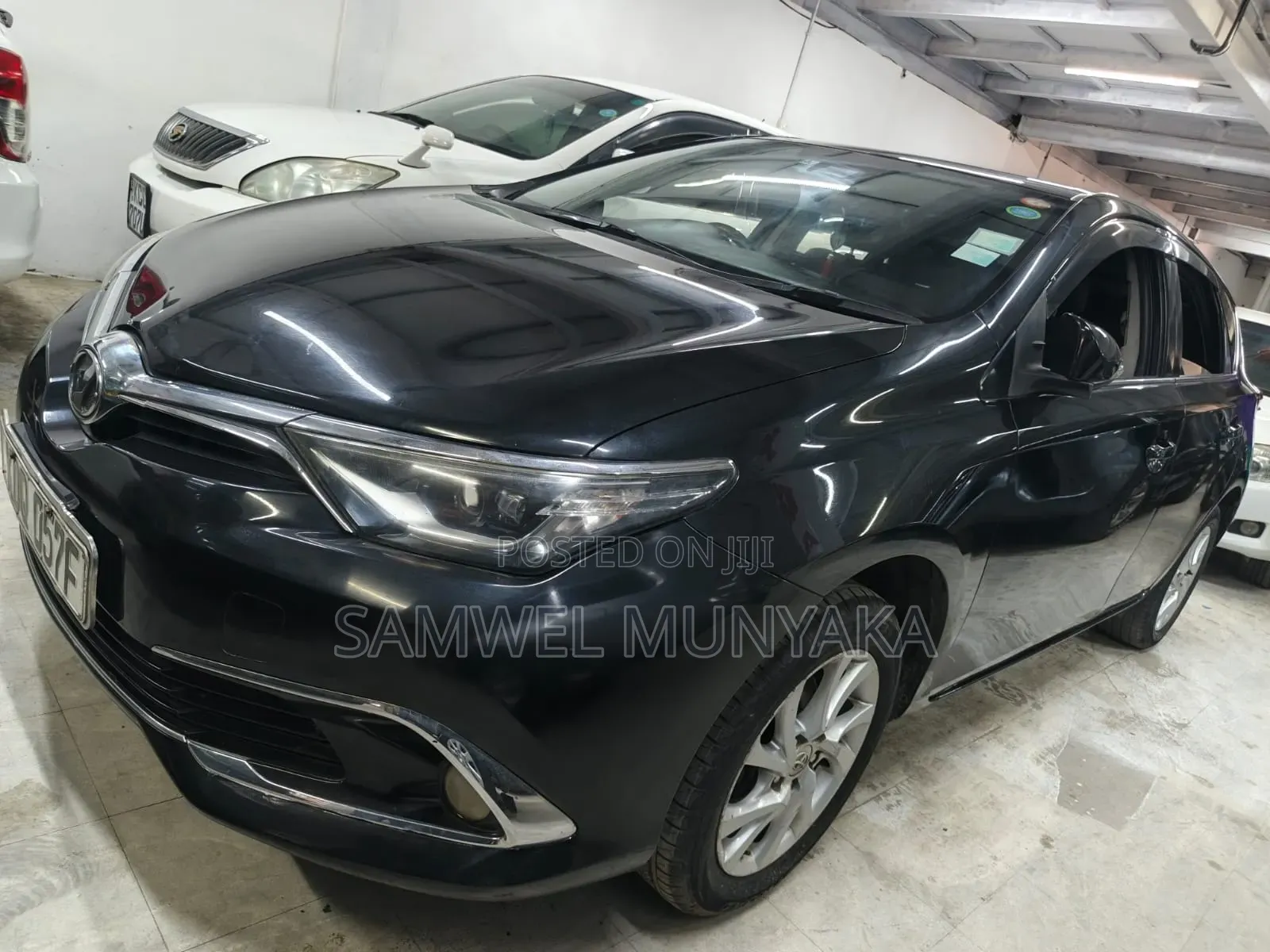 Toyota Auris 2017 Black