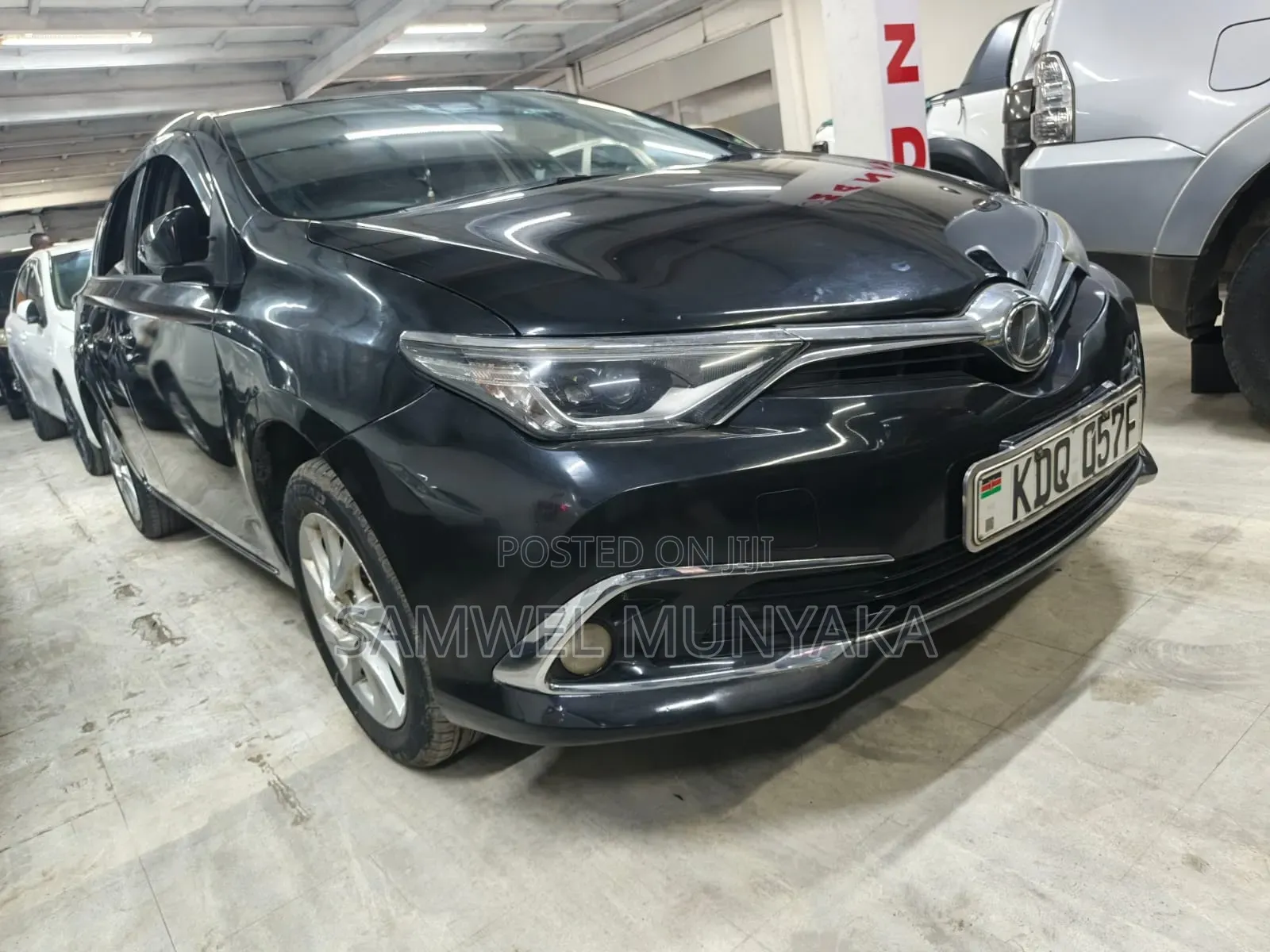 Toyota Auris 2017 Black