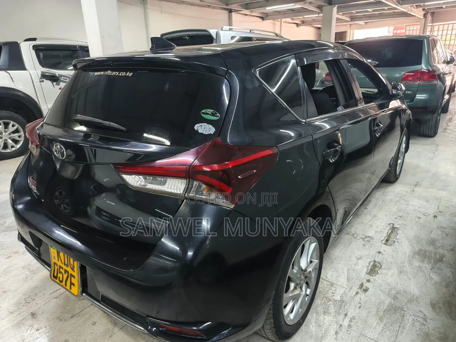 Toyota Auris 2017 Black