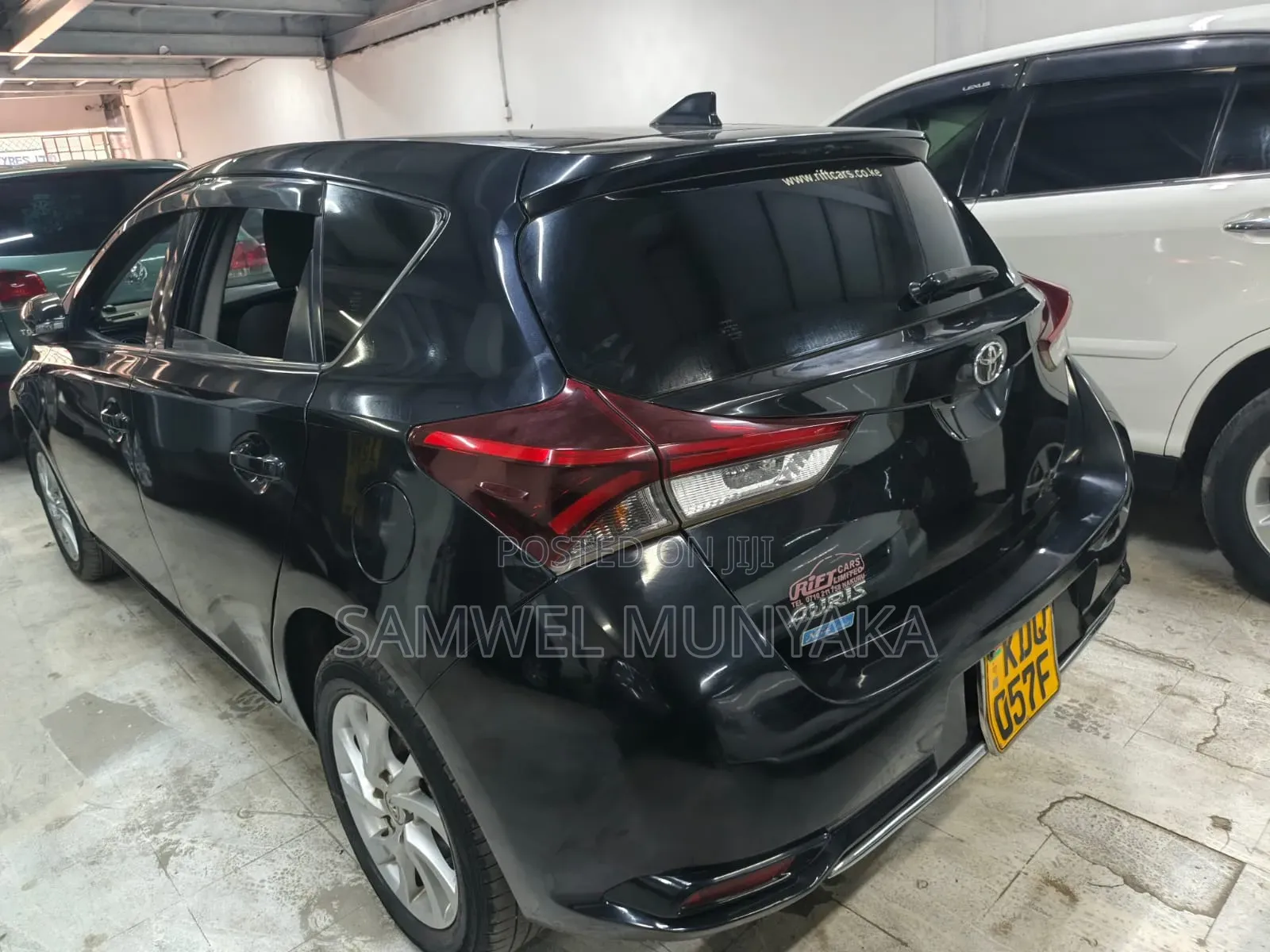 Toyota Auris 2017 Black